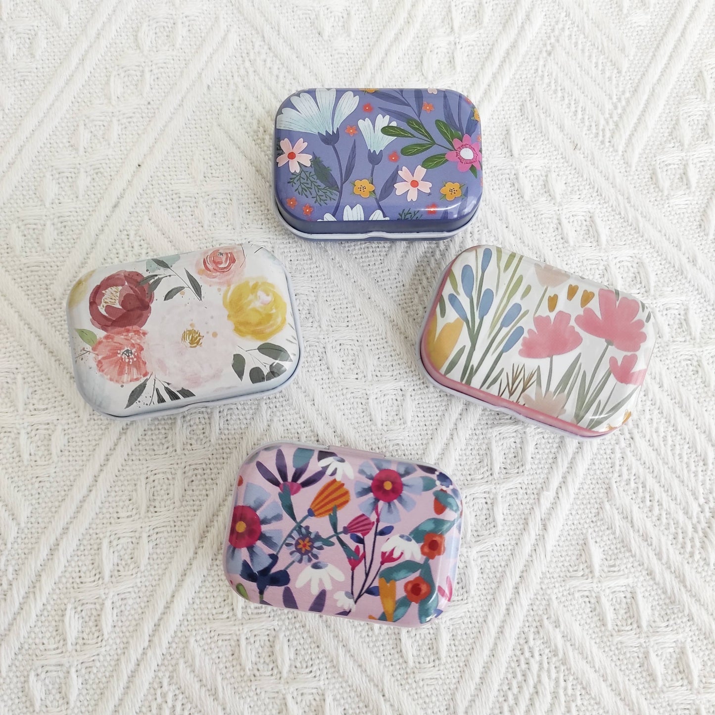 Small Magnetic Needle Case