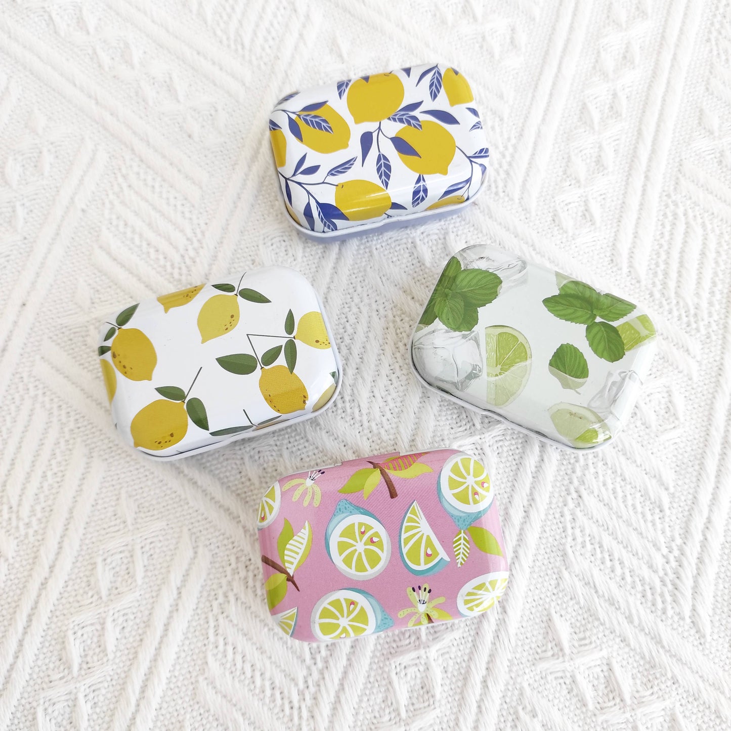 Small Magnetic Needle Case