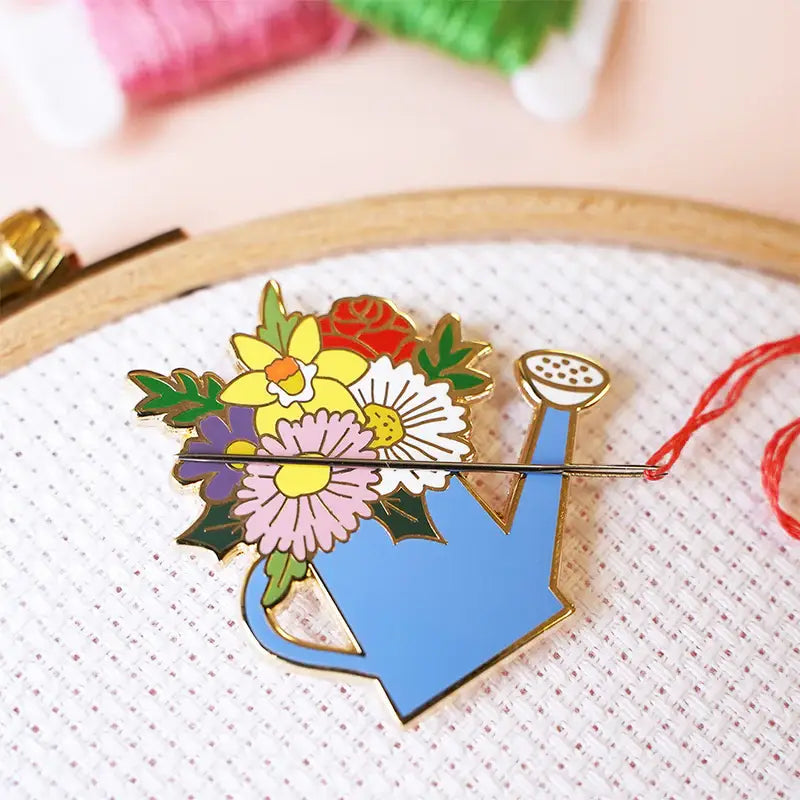 Watering Can Magnetic Needle Minder