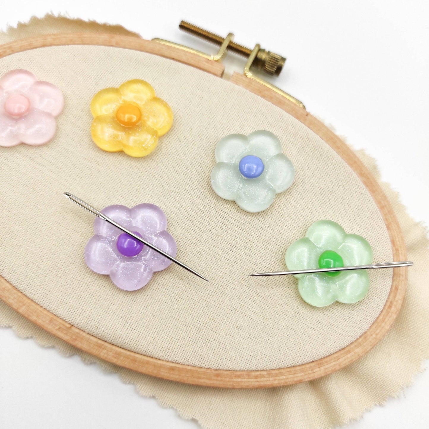 Floral (glow in the dark) Resin needle minders