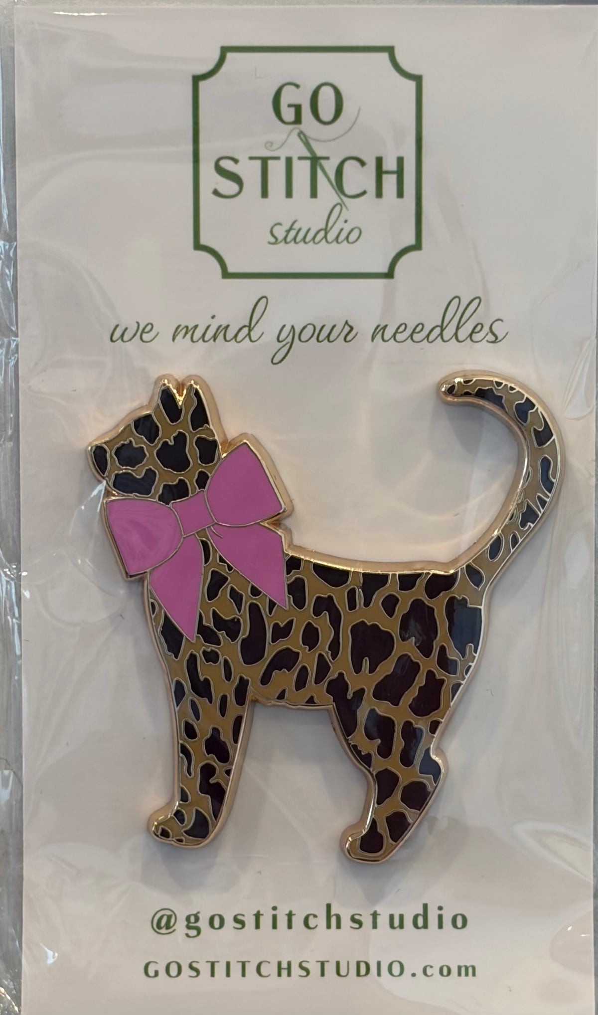 Leopard Kitty Needle Minder