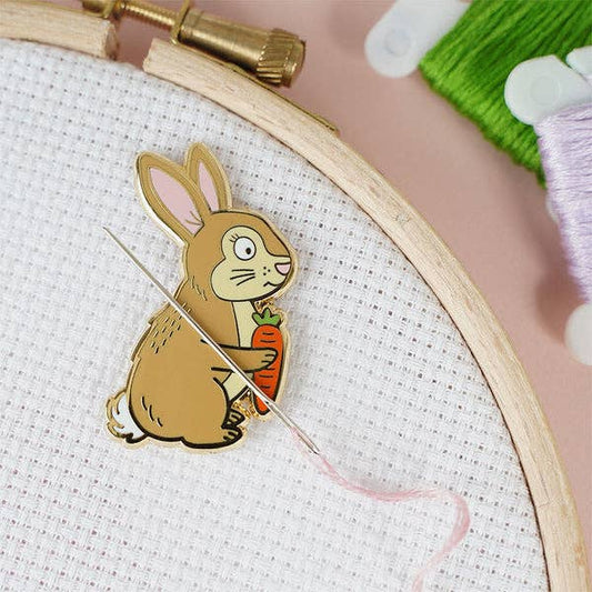 Rabbit Magnetic Needle Minder
