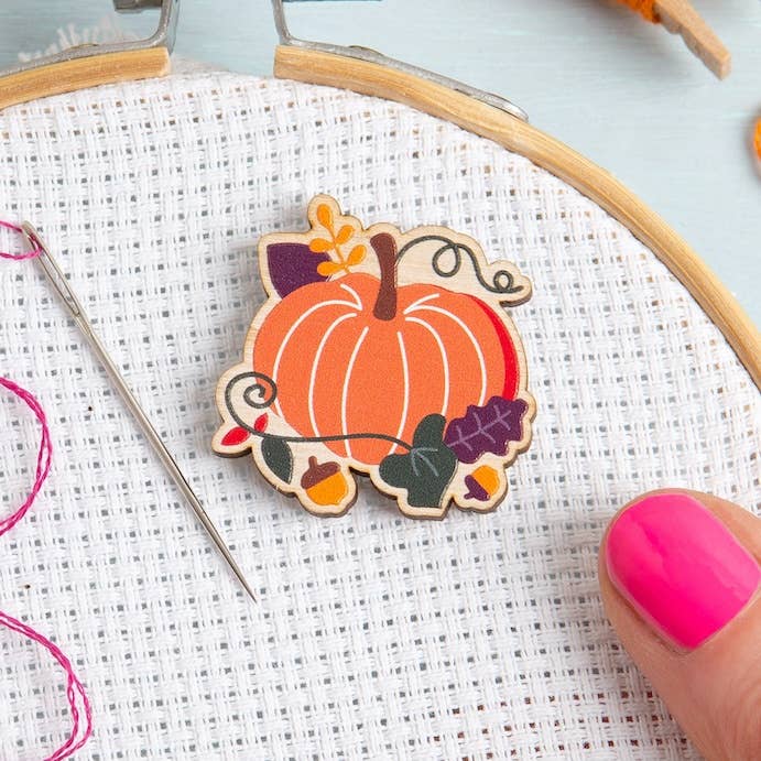 Pumpkin Magnetic Needle Minder | Gift for Crafters