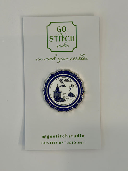 Blue Canton Plate Needle Minder