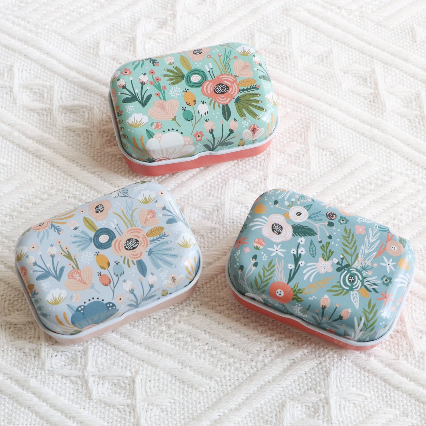 Small Magnetic Needle Case
