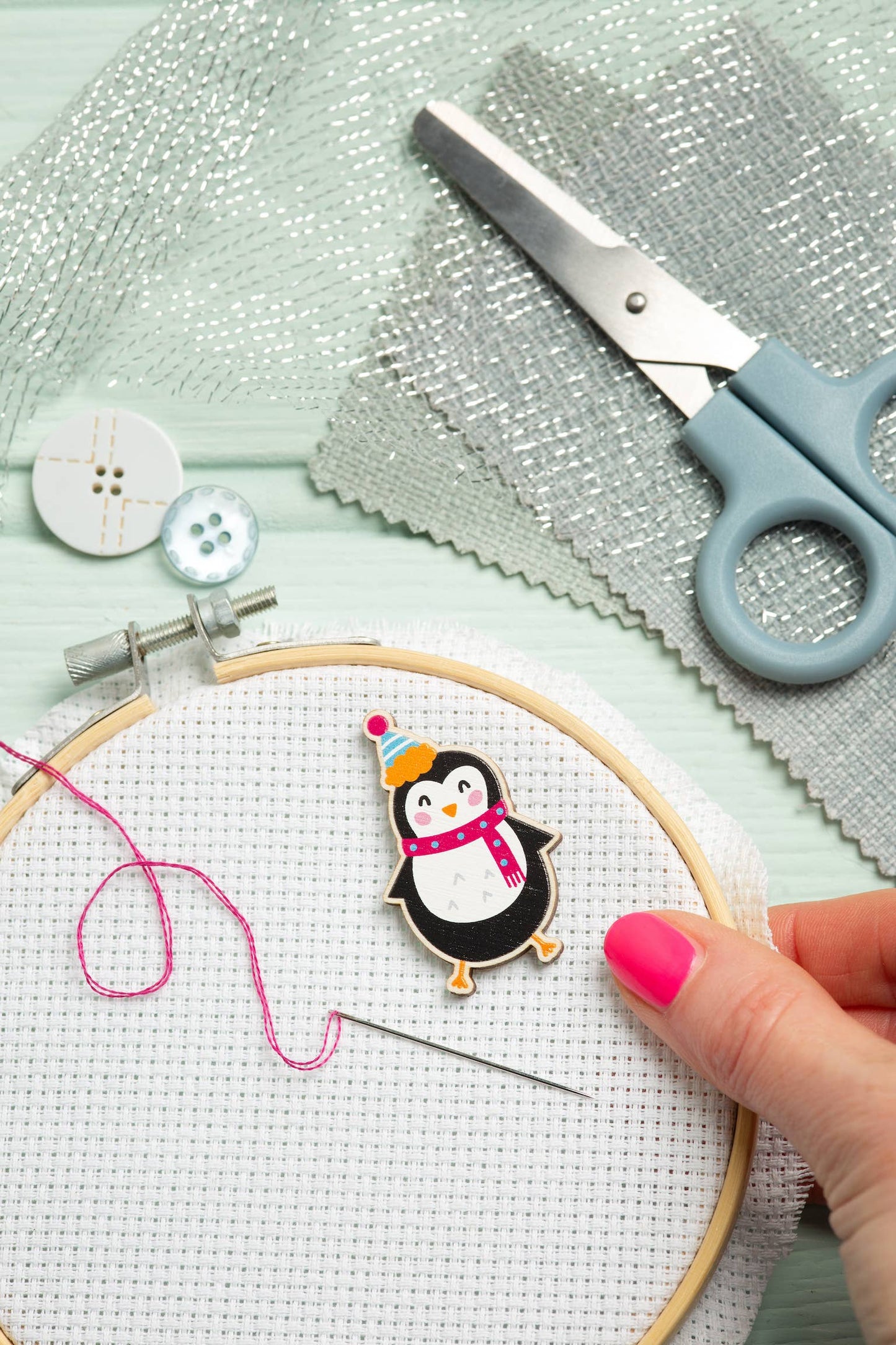 Penguin Magnetic Needle Minder | Gift for Crafters
